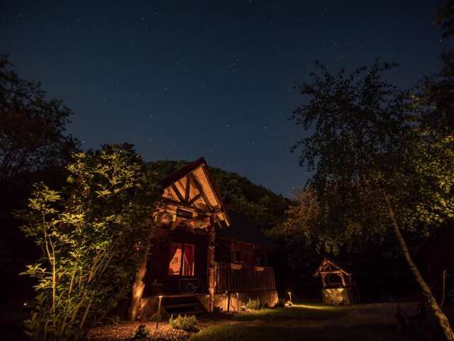 Лоджи The Little Mountain Cabin Borlova-8